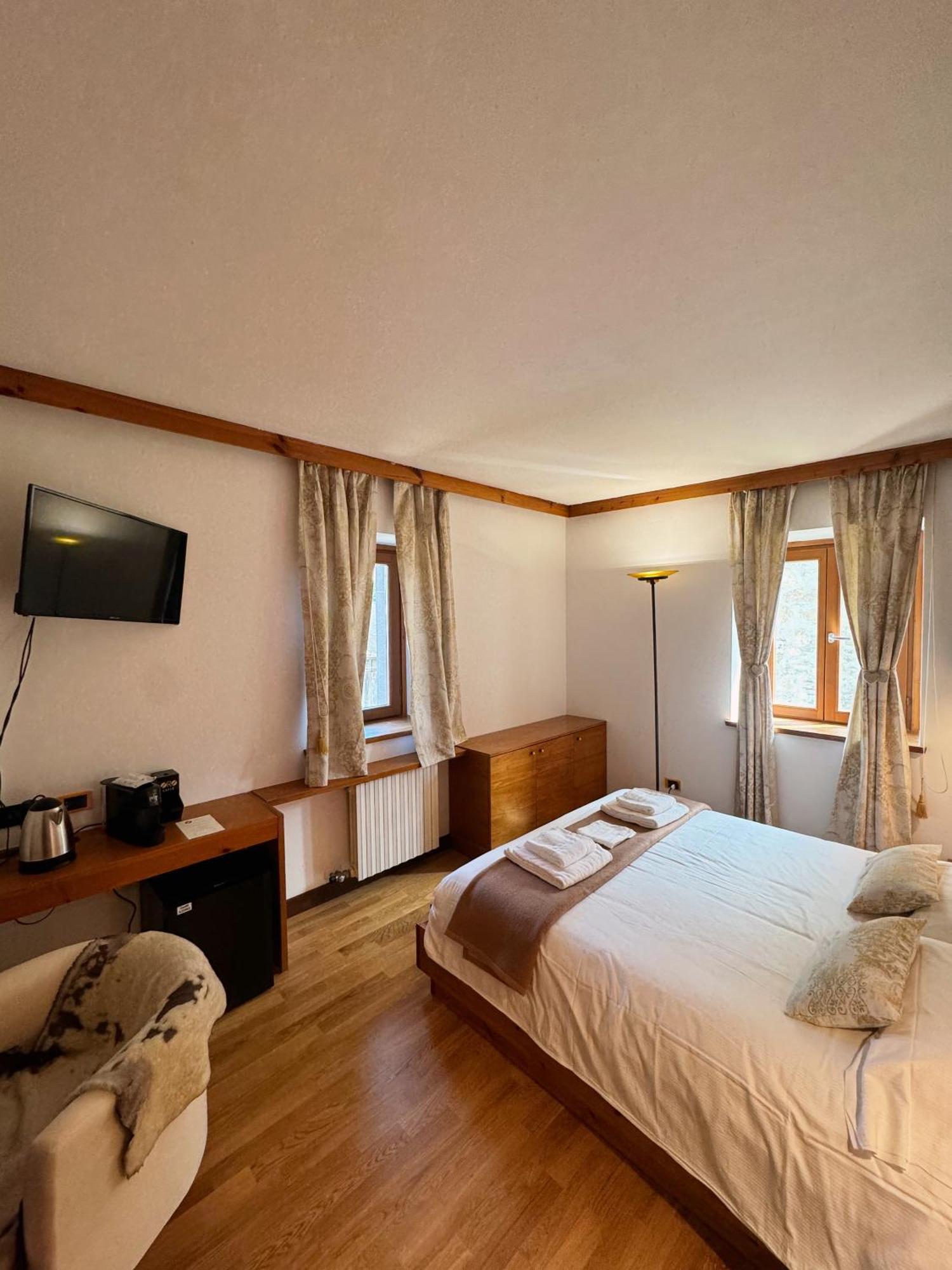 Neider Hotel - Alpine Retreat ساوريس المظهر الخارجي الصورة